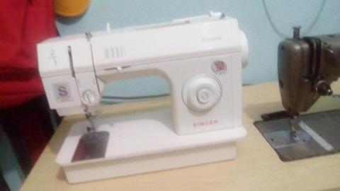 Vendo mis máquinas de coser por urgencia