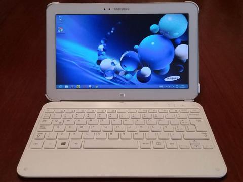 Tablet Laptop Samsung ATIV TAB 3 de 10.1, 64 gb almacenamiento, 2 gb ram