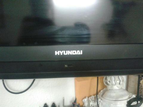 Televisor Hyundai Hd40