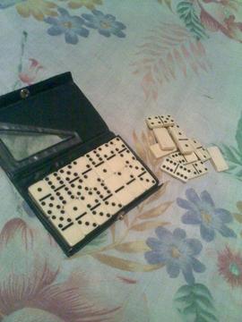 Mini domino double six