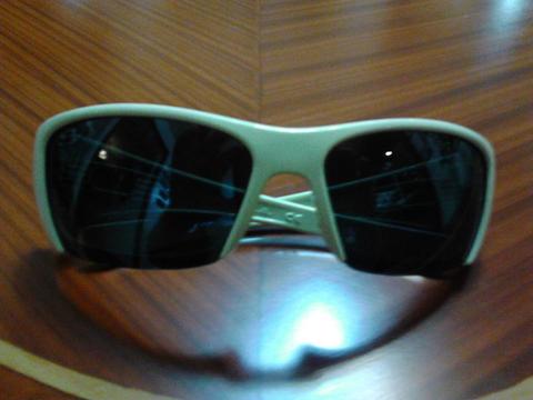 LENTES OAKLEY HIJINX 100 X CIENTO ORIGINALES