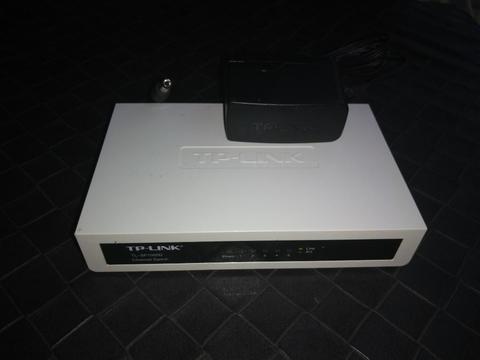 Switch Tplink Sf1005d de 5 Puertos