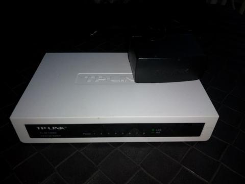 Switch Tplink Sf1008d de 8 Puertos