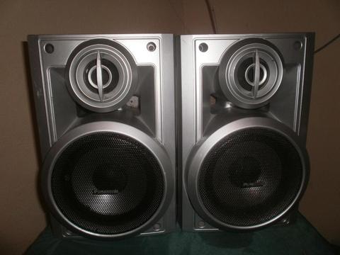 se venden cornetas panasonic