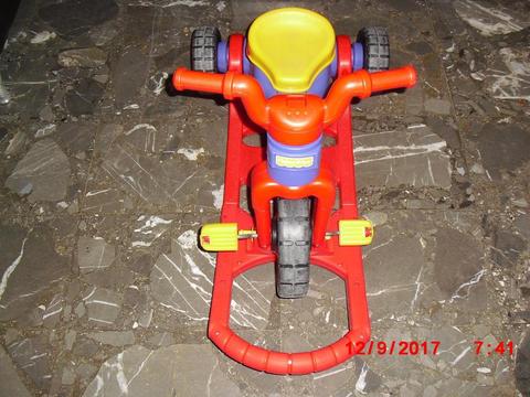 Triciclo 3 en 1 Fisher Price Usado