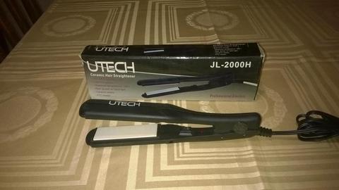 PLANCHA PARA CABELLO MARCA UTECH