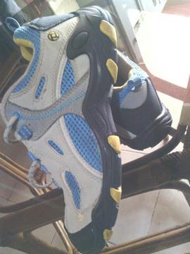 Zapatos bobby cat talla 37