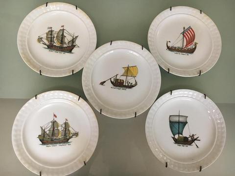 colección platos de porcelana pintados con barcos hecho en españa