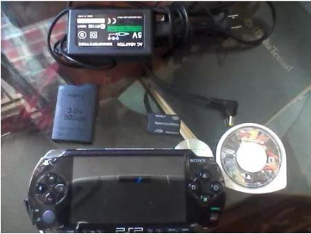 Psp Sony Con Su Memory Stlck Produo Sony 2gb Con su Battery pack 3.6v 1800mah sony Con su cargador En buen estado