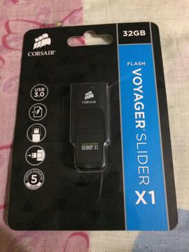 Corsair Flash Voyager Slider X1 32GB USB 3.0 Flash Drive
