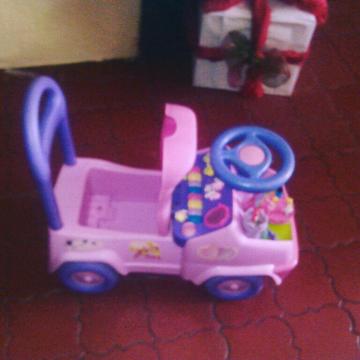 Carrito de princesas disney