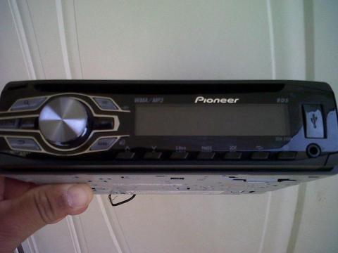REPRODUCTOR Pioneer Deh 1450ub MP3 Usb y AUX cero detalles