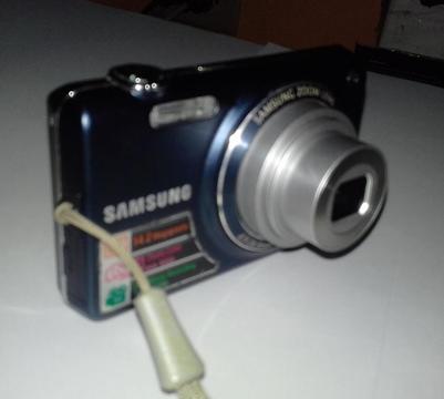 Camara digital Samsung ST65. 14mp Video HD Zoom 5X