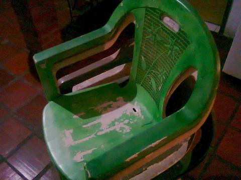 sillas plasticas usadas