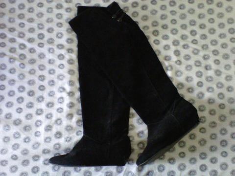 Botas Altas Para Dama De Pana Talla 8. USADAS