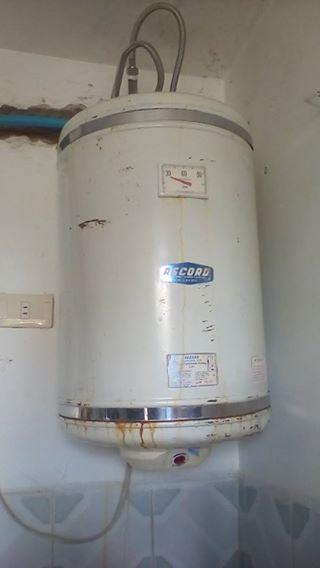 Calentador de agua usado