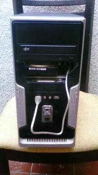 SE VENDE COMPUTADORA GAMER CON TODO Y ACCESORIOS