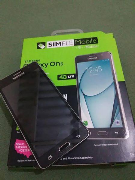 Vendo Bello Samsung Galaxy On5 parecido al J3 Nuevo de Paquete