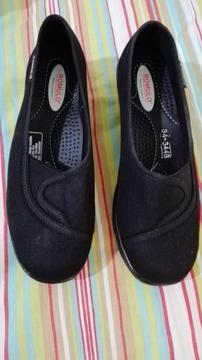 Zapatos de dama importados marca Romulo en tela elastica