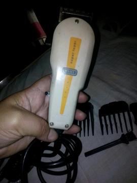 Vendo Maquina de Afeita Wahl