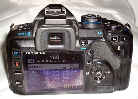 Vendo cuerpo cámara digital olympus Evol 520
