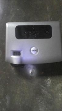 Aproveche! por urgencia de viaje se vende proyector de video beam dell modelo 3400 MP
