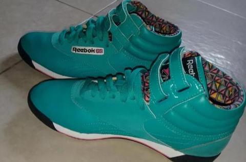 Botas corte alto Reebok dama