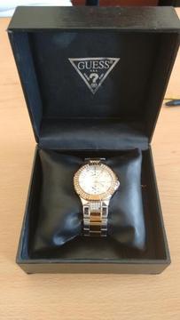 Reloj Marca Guess de Dama