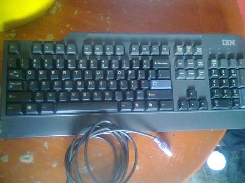 teclado IBM ps2