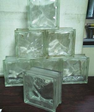 Bloques de vidrio importados modelo Decora de Pittsburg Corning