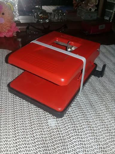 PERFORADORA NUEVA PARA TU OFICINA