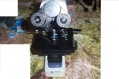 Microscopio binocular boeco