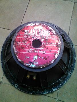 Vendo Bajos de 18pulgadas