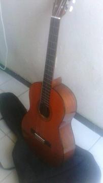 Yamaha C40 guitarra clásica