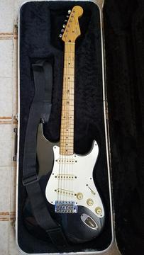 Vendo Guitarra Fender Squier Original