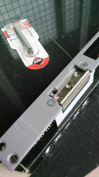 Cerradura Eléctrica 12v