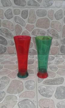 Vasos rojos y verdes Avon