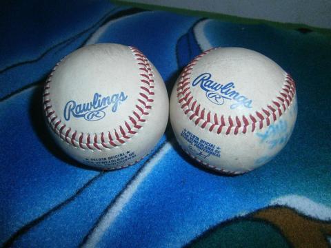 Pelotas de beisbol marca Rawlings en buen estado