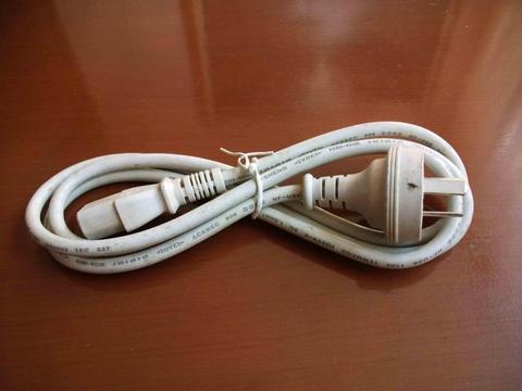 Cable Para Computadora Trifasico Tipo Paleta