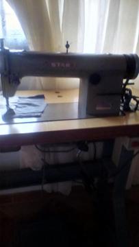 maquina de coser industrial en buen estado