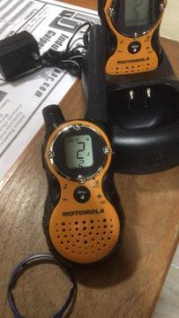 Walkie Talkies Radios Motorola Con un mínimo uso casi nuevos Negociable