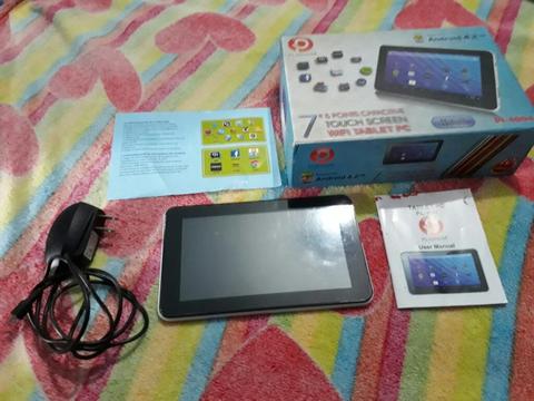 Tablet Platinum Pl4004 con Su Caja