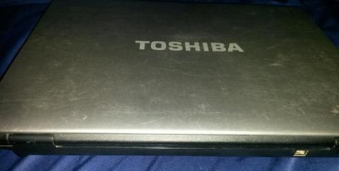 LAPTOP TOSHIBA SATELLITE PRO L300D USADA