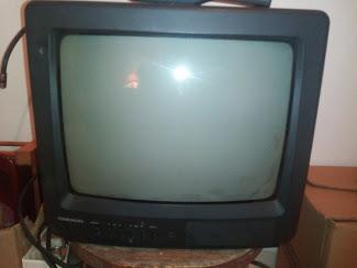 Televisor Daewoo con detalles