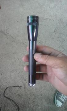 Linterna Maglite Original Con Led