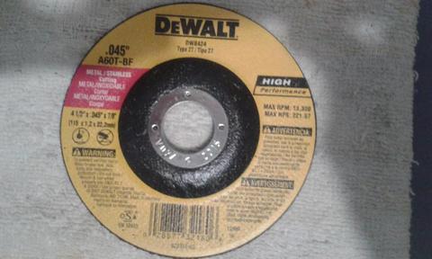 Disco Dewalt Extrafino Corte Metal 4 1/2 X 0.45 X 7/8