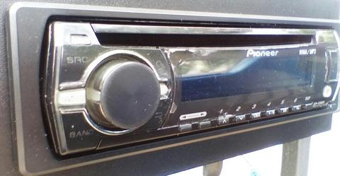 vendo o cambio pioneer mixtrax..200.000colores. deh3500ui..inf 04120772823