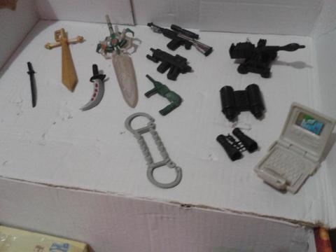 combo de accesorios para muñecos colecciòn
