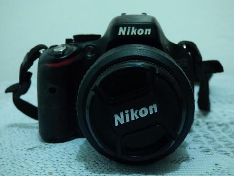 Cámara Nikon D5100 lente 1855mm