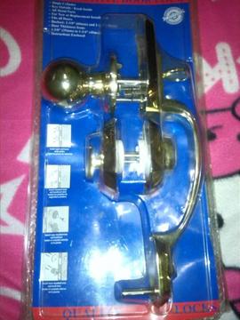 cerradura puerta principal